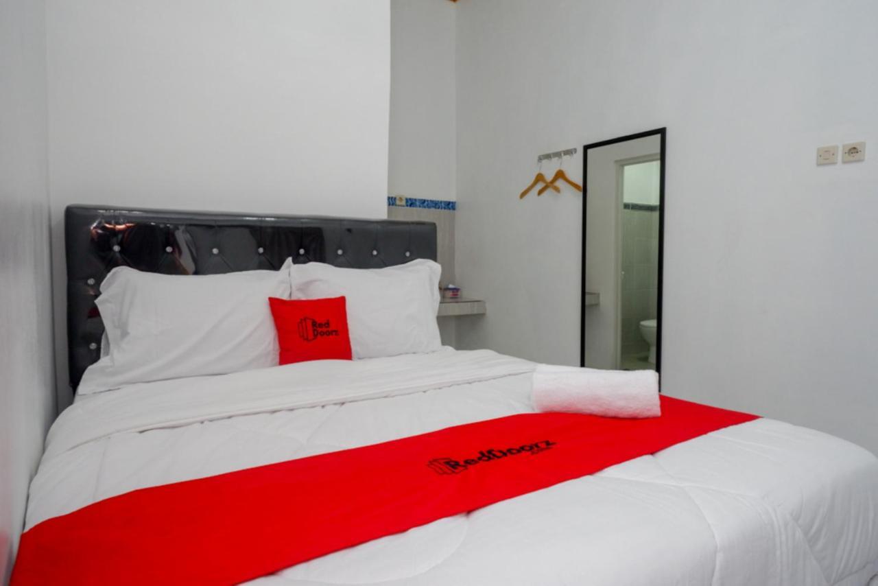 Reddoorz Near Universitas Semarang 2 Alastuwo المظهر الخارجي الصورة
